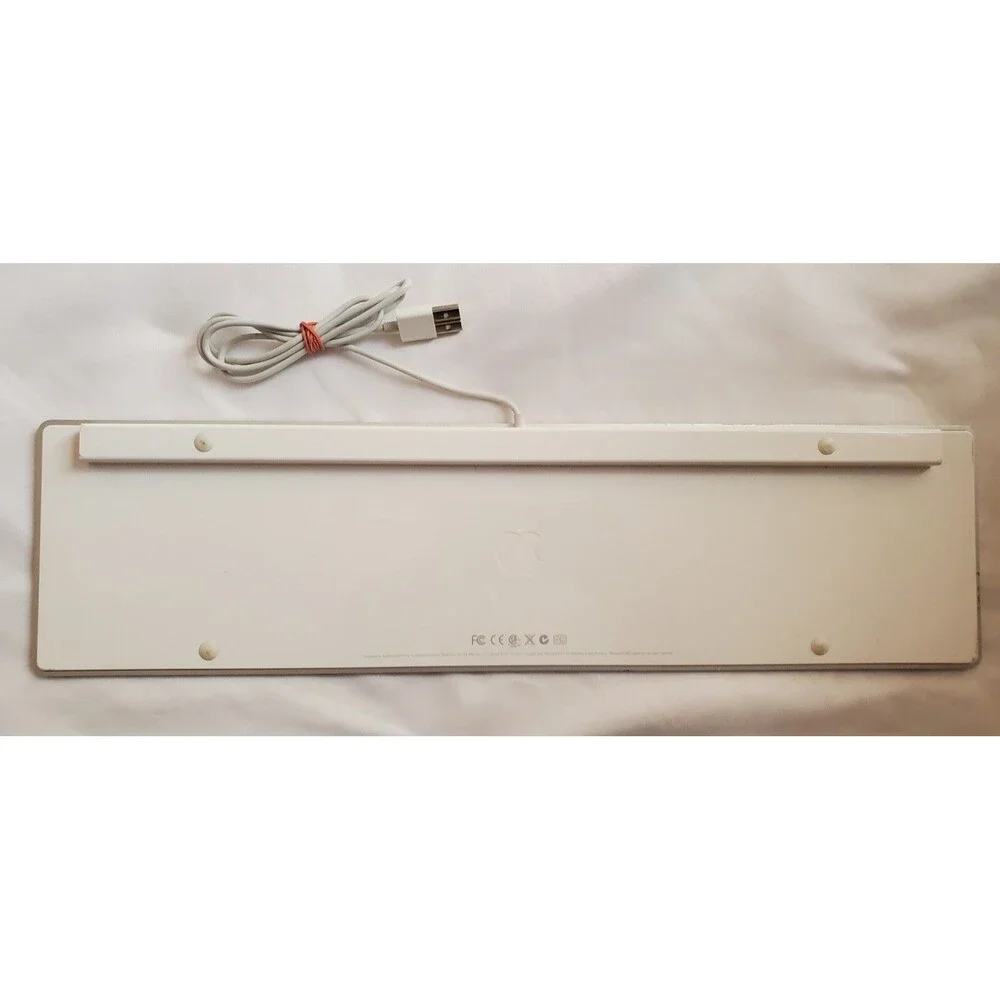Apple A1243 Aluminium USB Wired Keyboard With Numeric Keypad FOR PARTS ONLY